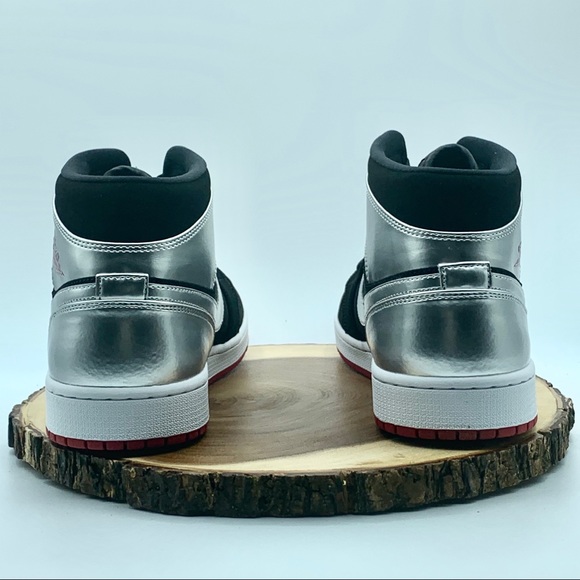 JORDAN AIR JORDAN 1 MID - Picture 5 of 8